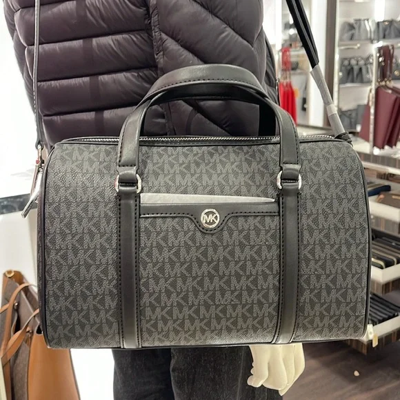 MICHAEL KORS JST TRAVEL MEDIUM DUFFLE SATCHEL SHOULDER CROSSBODY BAG MK BLACK - Picture 14 of 16